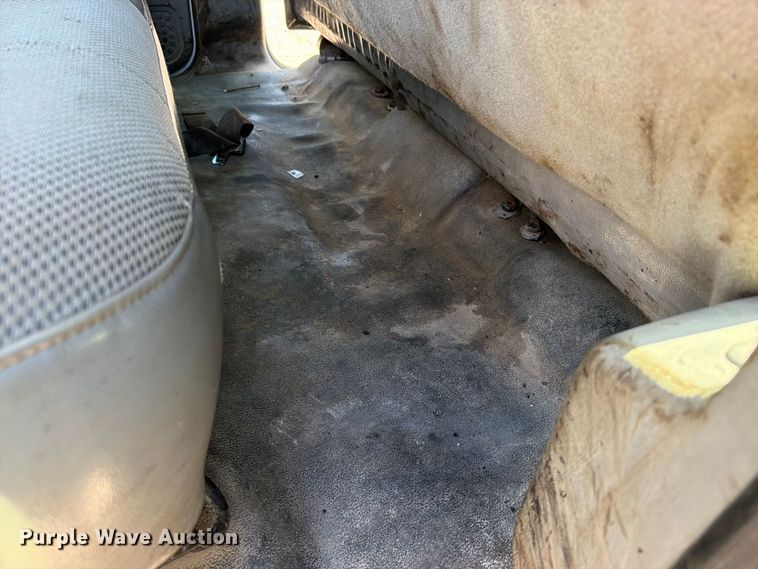 image for item FU1114 2006 Ford F350 Super Duty Crew Cab pickup truck