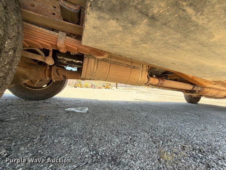 image for item FU1114 2006 Ford F350 Super Duty Crew Cab pickup truck