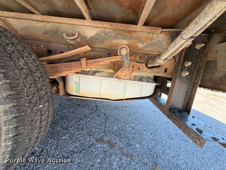 image for item FU1114 2006 Ford F350 Super Duty Crew Cab pickup truck