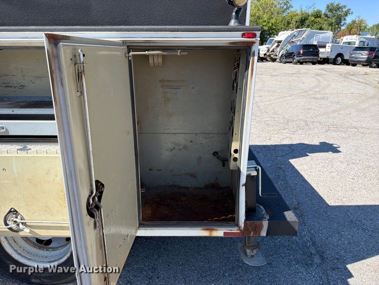 image for item FU1115 2013 Chevrolet Silverado 3500HD utility bed pickup truck