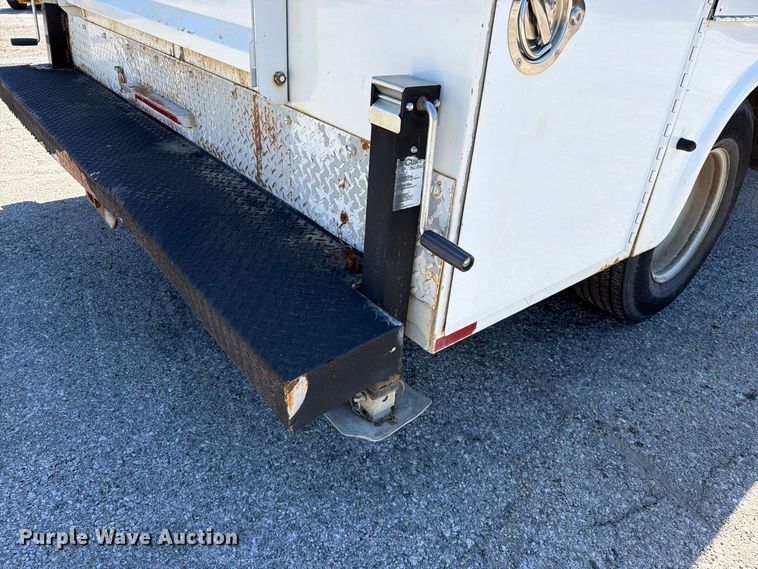 image for item FU1115 2013 Chevrolet Silverado 3500HD utility bed pickup truck