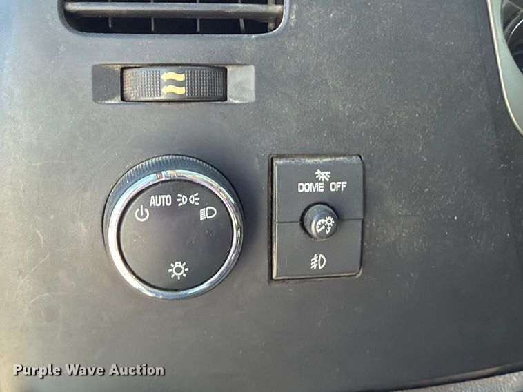 image for item FU1115 2013 Chevrolet Silverado 3500HD utility bed pickup truck