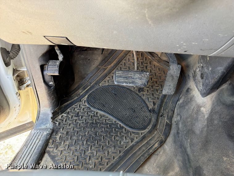 image for item FU1116 2007 Chevrolet Silverado 1500 pickup truck