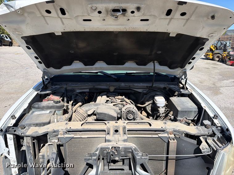 image for item FU1116 2007 Chevrolet Silverado 1500 pickup truck