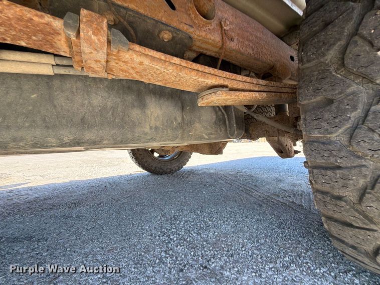 image for item FU1116 2007 Chevrolet Silverado 1500 pickup truck