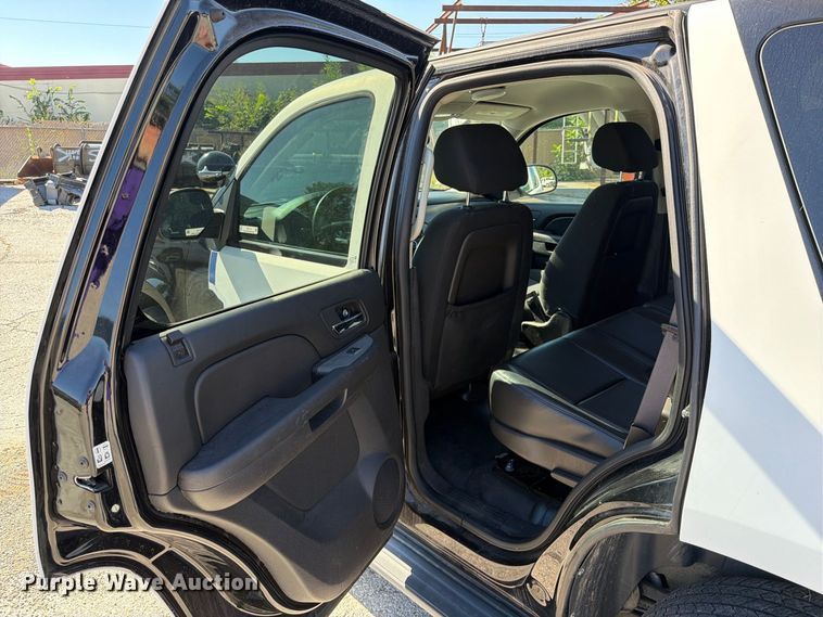 image for item FU1119 2013 Chevrolet Tahoe Police SUV