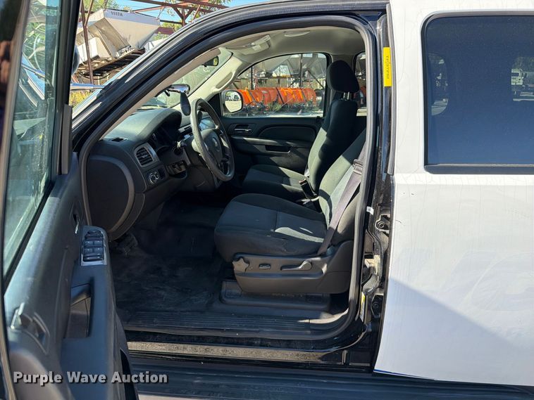 image for item FU1120 2013 Chevrolet Tahoe Police SUV