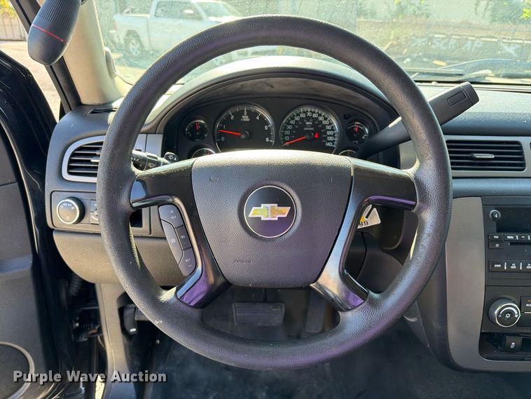 image for item FU1120 2013 Chevrolet Tahoe Police SUV