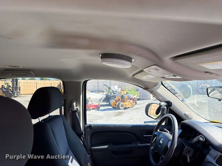 image for item FU1120 2013 Chevrolet Tahoe Police SUV