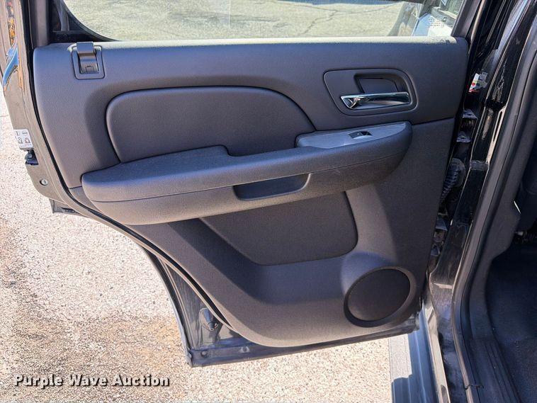 image for item FU1120 2013 Chevrolet Tahoe Police SUV