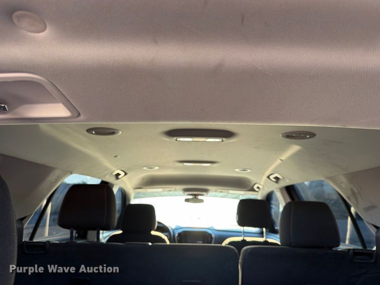 image for item FU1121 2020 Chevrolet Traverse SUV