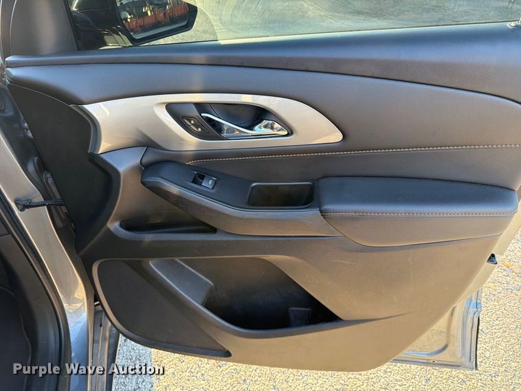 image for item FU1121 2020 Chevrolet Traverse SUV