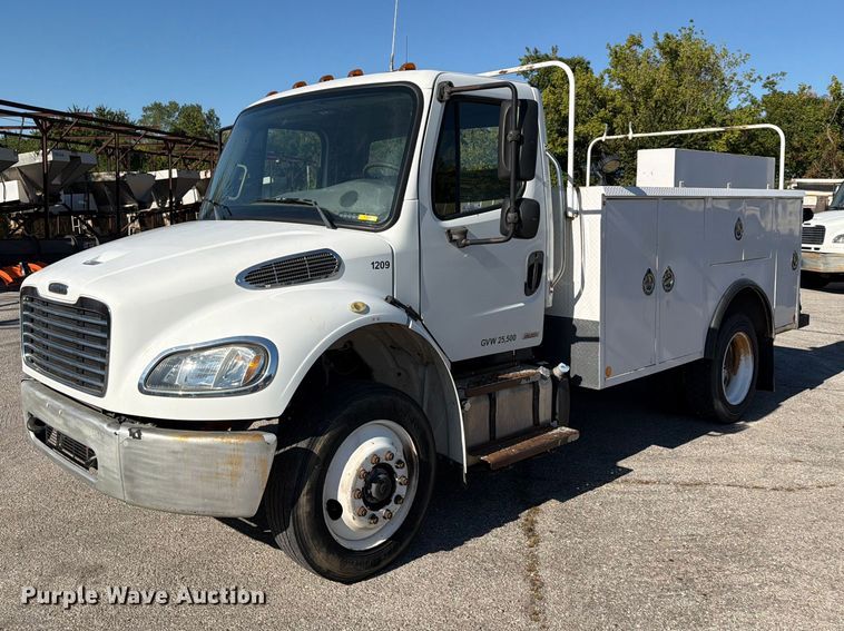 image for item FU1123 2012 Freightliner Business Class M2 utility / service truck