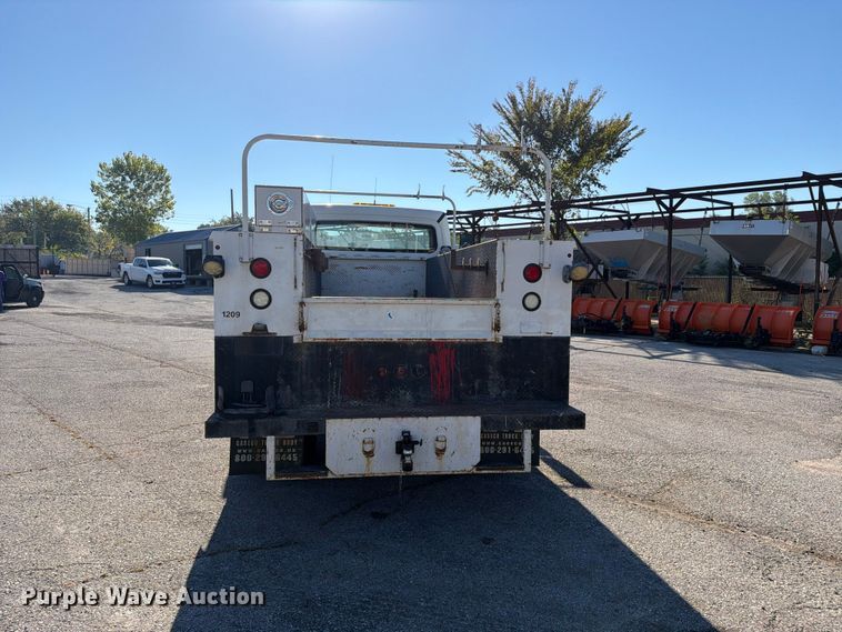 image for item FU1123 2012 Freightliner Business Class M2 utility / service truck