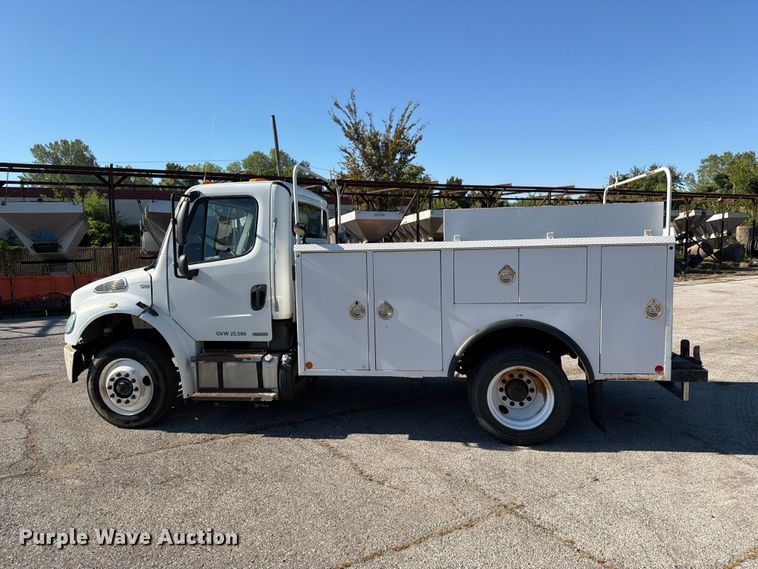 image for item FU1123 2012 Freightliner Business Class M2 utility / service truck