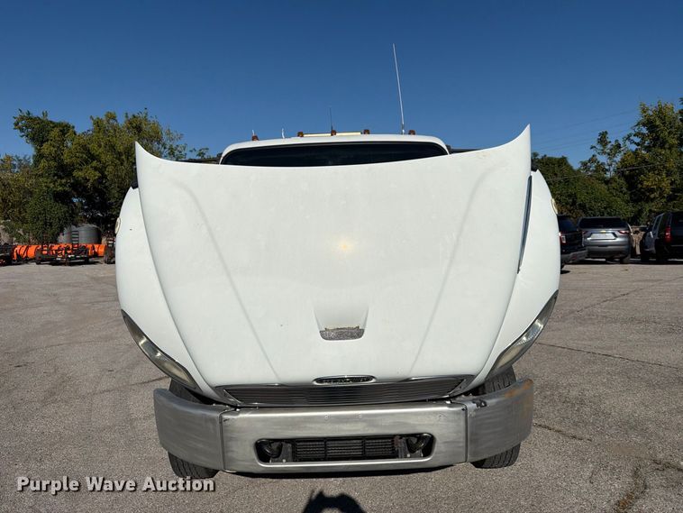 image for item FU1123 2012 Freightliner Business Class M2 utility / service truck