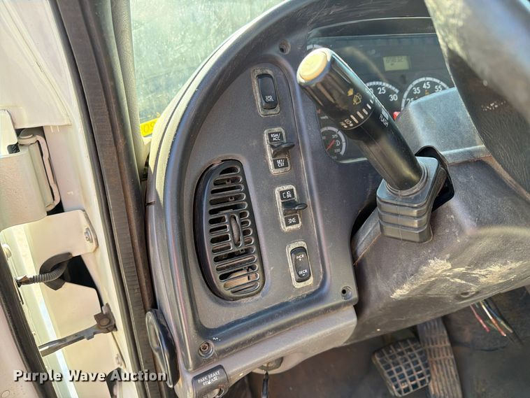 image for item FU1123 2012 Freightliner Business Class M2 utility / service truck