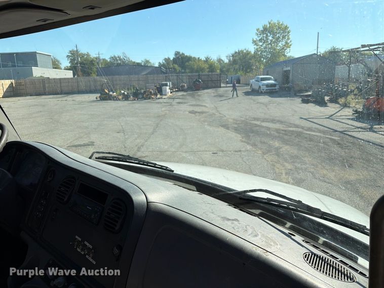 image for item FU1123 2012 Freightliner Business Class M2 utility / service truck