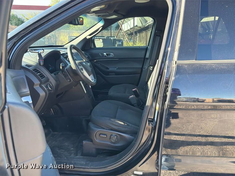 image for item FU1125 2015 Ford Explorer Police Interceptor SUV