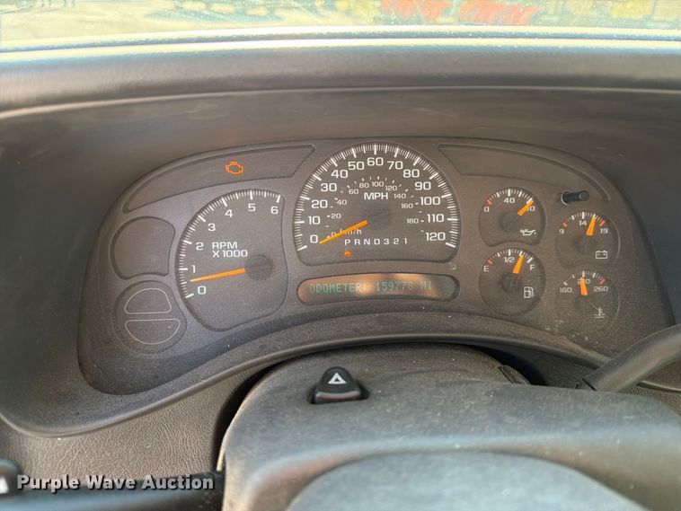 image for item FU1128 2006 Chevrolet Silverado 1500 Ext. Cab pickup truck