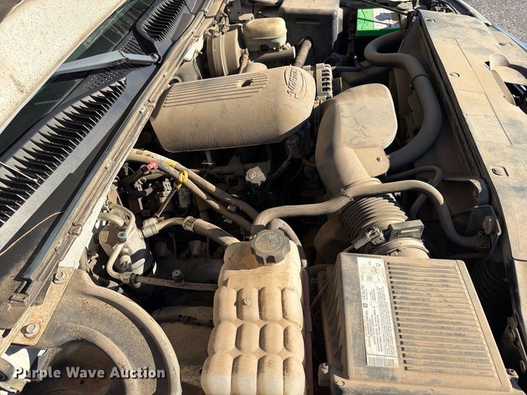 image for item FU1128 2006 Chevrolet Silverado 1500 Ext. Cab pickup truck