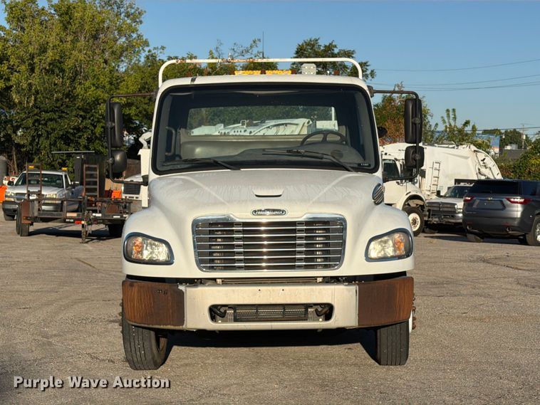 image for item FU1129 2011 Freightliner Business Class M2 utility / service truck