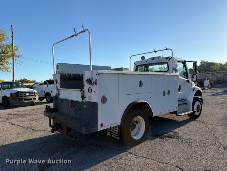 image for item FU1129 2011 Freightliner Business Class M2 utility / service truck
