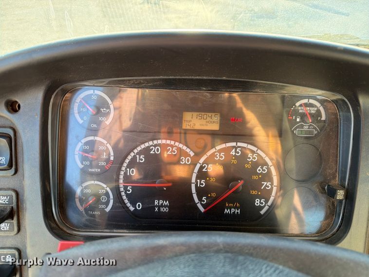 image for item FU1129 2011 Freightliner Business Class M2 utility / service truck