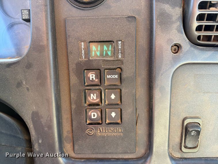 image for item FU1129 2011 Freightliner Business Class M2 utility / service truck