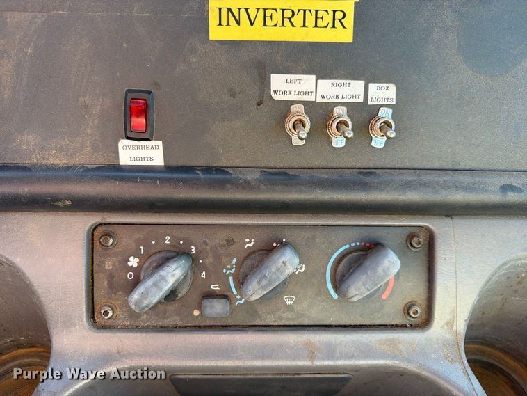 image for item FU1129 2011 Freightliner Business Class M2 utility / service truck