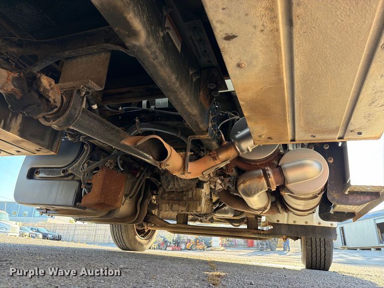 image for item FU1129 2011 Freightliner Business Class M2 utility / service truck