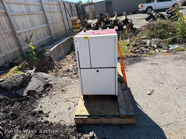 image for item FU1134 Gardner Denver L11 air compressor