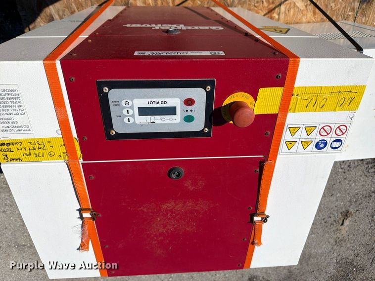 image for item FU1134 Gardner Denver L11 air compressor