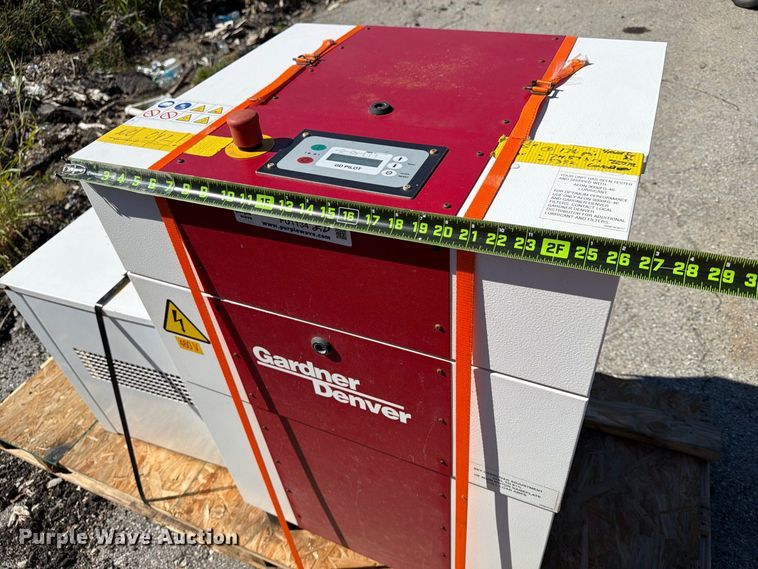 image for item FU1134 Gardner Denver L11 air compressor