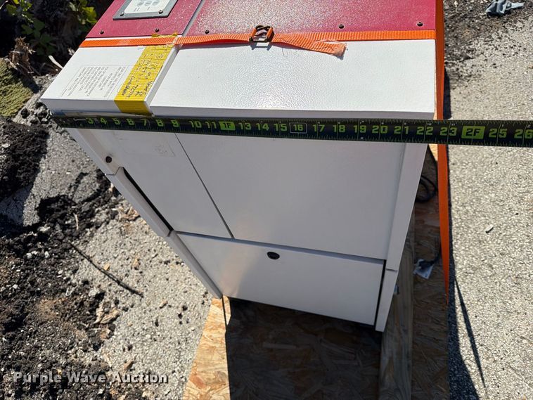 image for item FU1134 Gardner Denver L11 air compressor