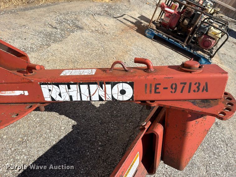 image for item FU1137 Rhino R800 blade