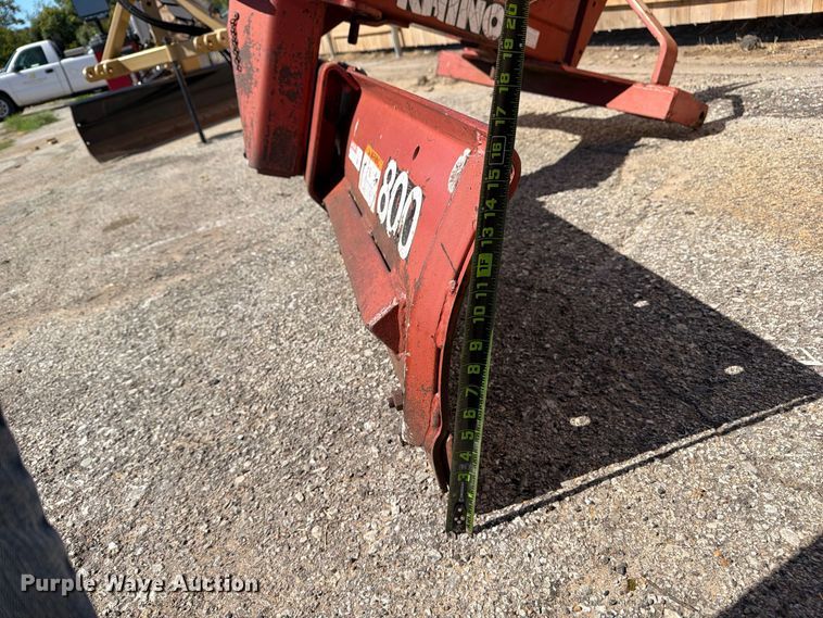 image for item FU1137 Rhino R800 blade