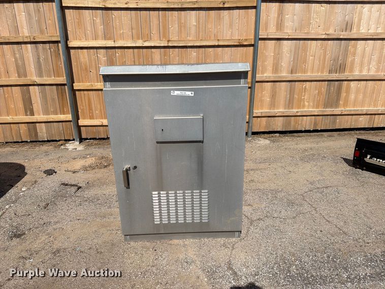 image for item FU1138 Traffic light control cabinet