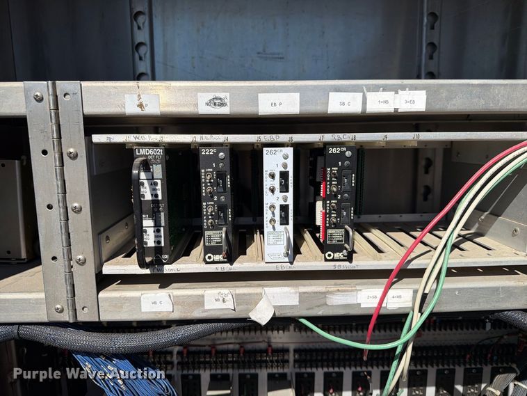 image for item FU1138 Traffic light control cabinet
