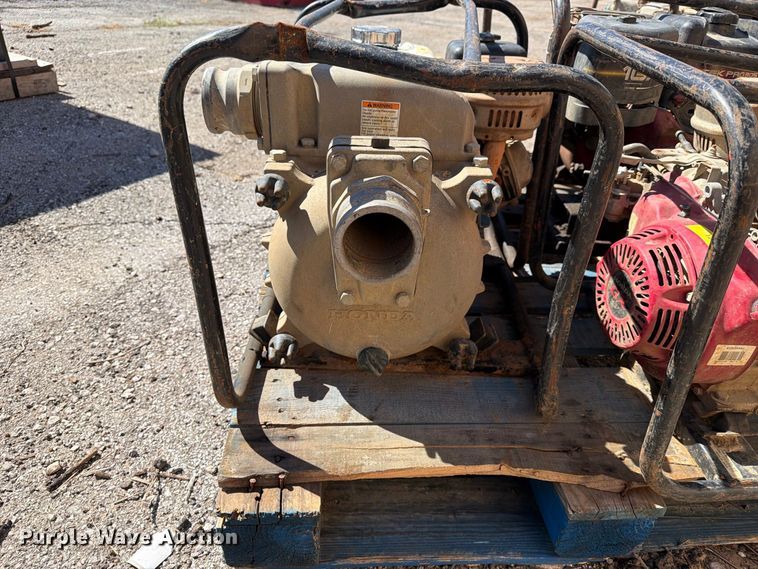 image for item FU1139 (4) trash pumps