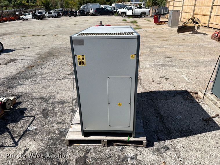 image for item FU1143 Atlas GA7FF air compressor