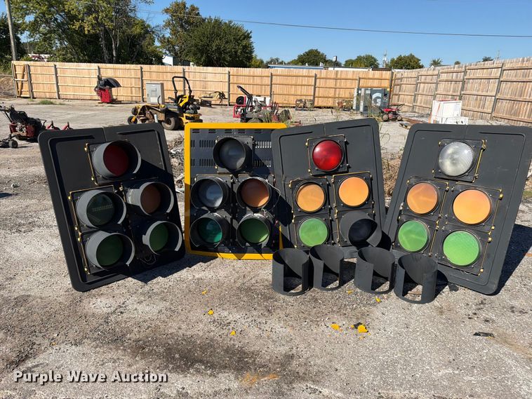 image for item FU1148 (5) traffic lights