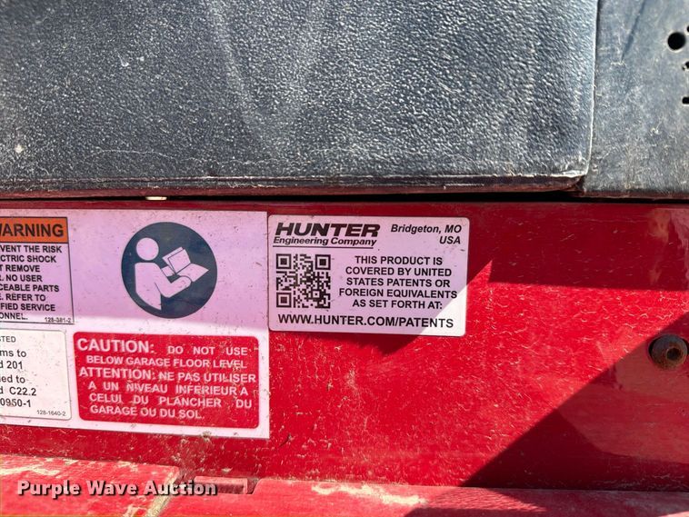 image for item FU1150 Hunter GSP9600HD tire balancer