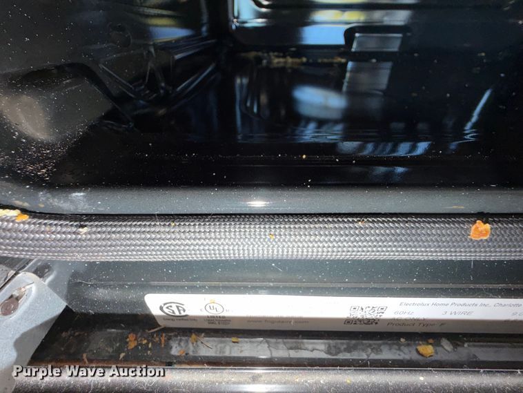 image for item FU1151 Frigidaire FCWD302LAFB oven