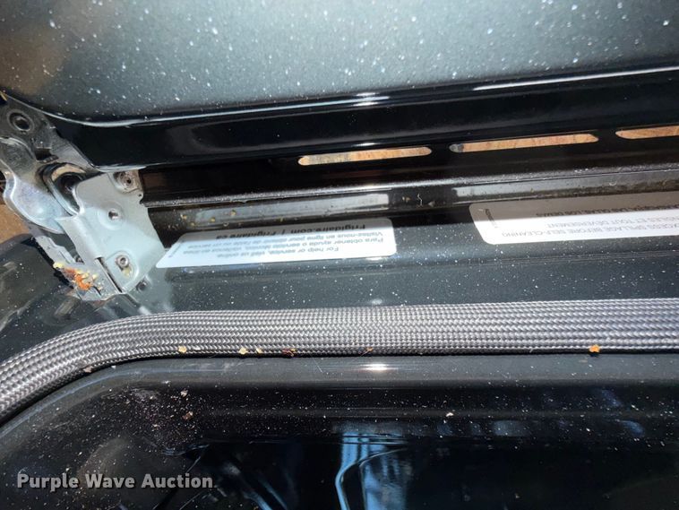 image for item FU1151 Frigidaire FCWD302LAFB oven