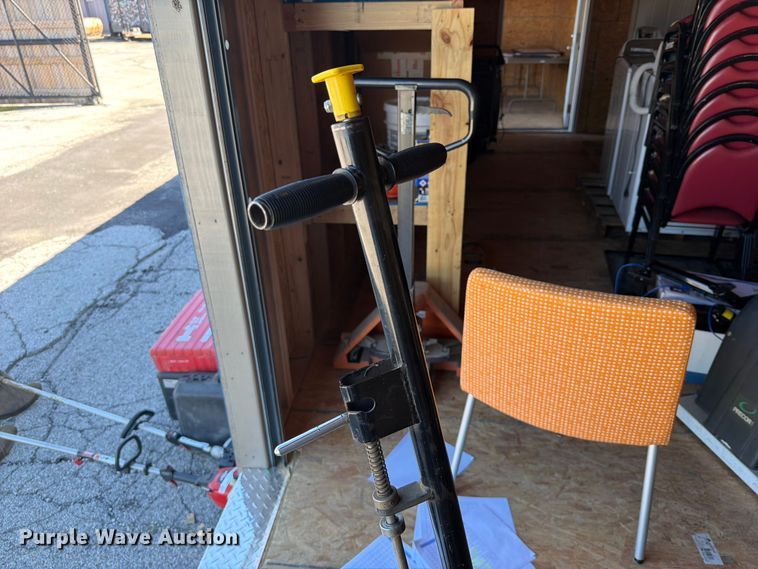 image for item FU1156 Fleet Long Reach floor jack