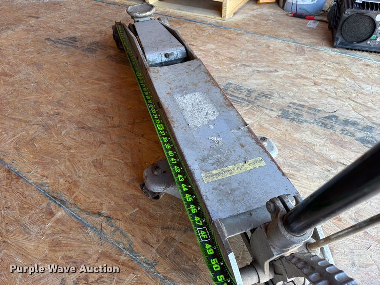 image for item FU1156 Fleet Long Reach floor jack