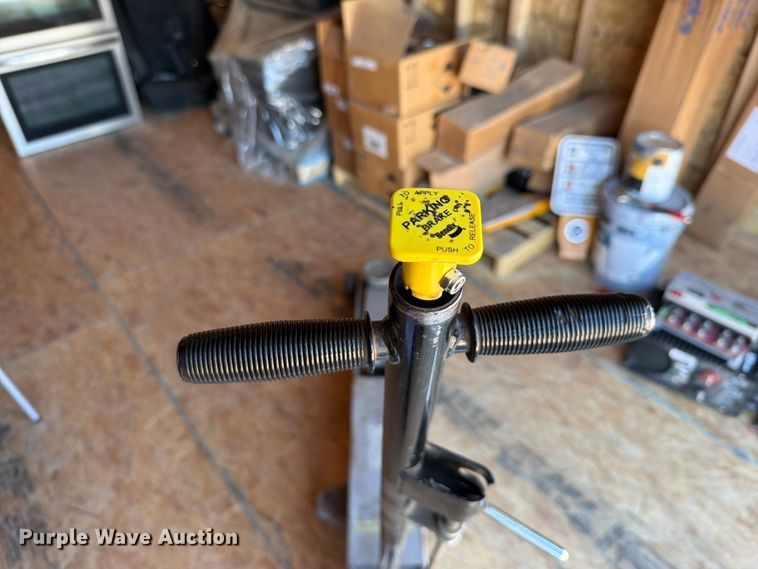 image for item FU1156 Fleet Long Reach floor jack