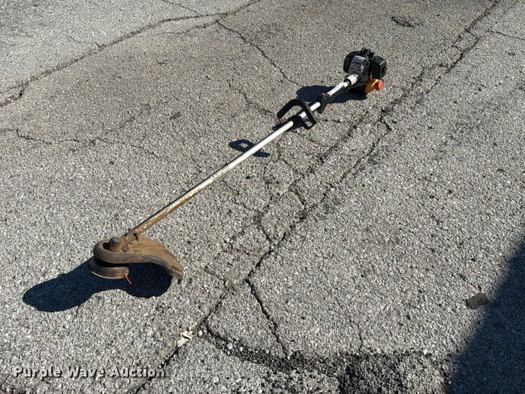 image for item FU1159 Echo SRM-2601 string trimmer