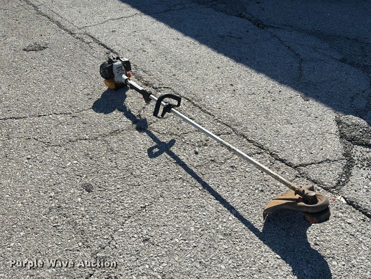 image for item FU1159 Echo SRM-2601 string trimmer